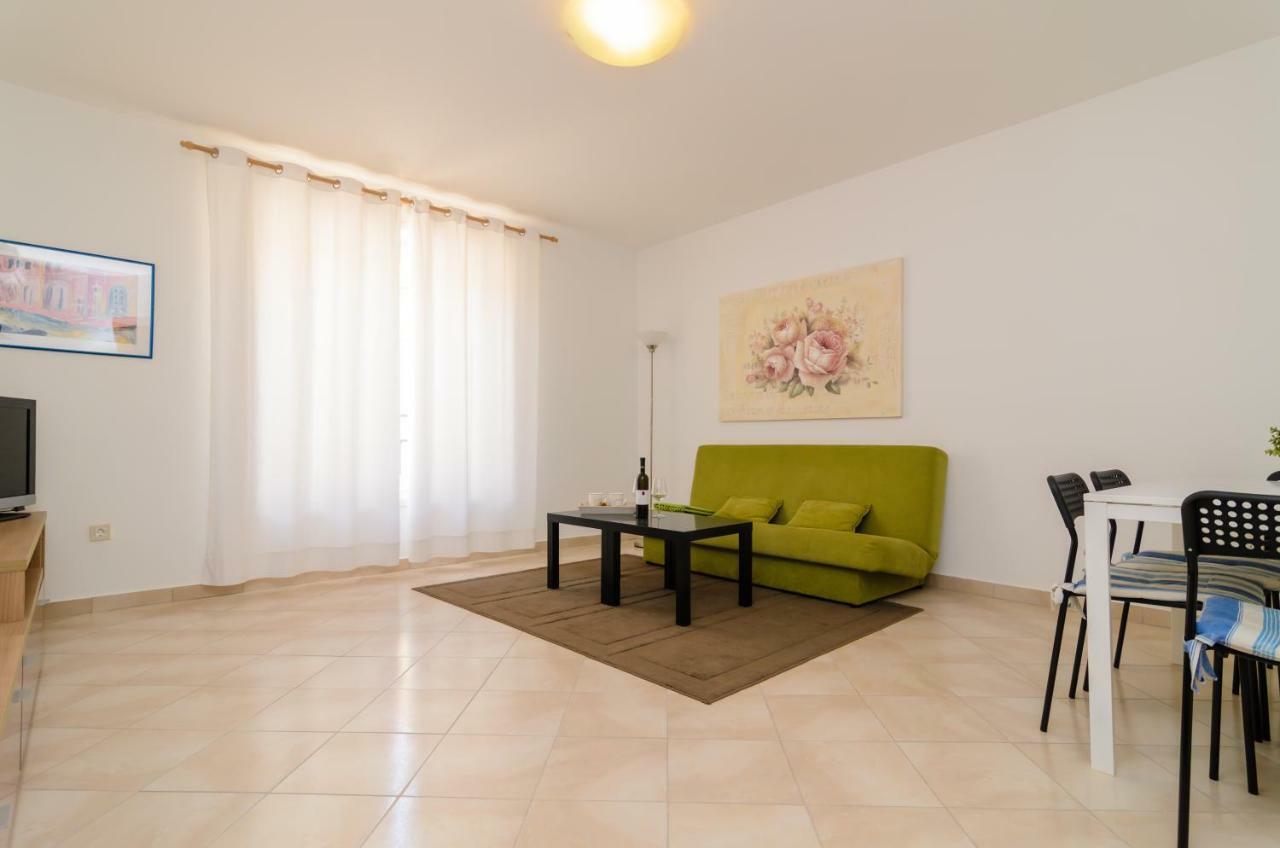 Ornella Apartment ซาดาร์ ภายนอก รูปภาพ